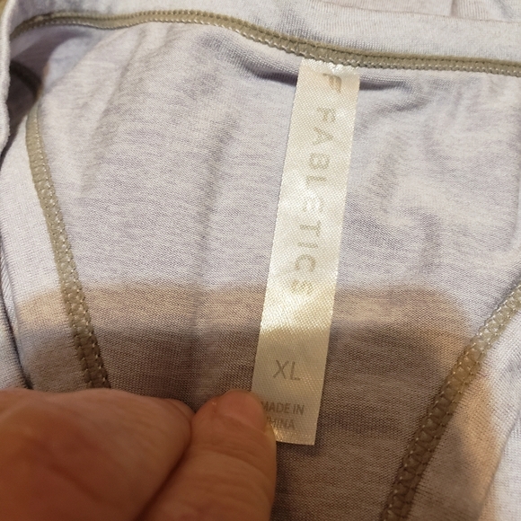 Fabletics Lilac/Gray Sleeveless Tank Top Size XL - Picture 3 of 4
